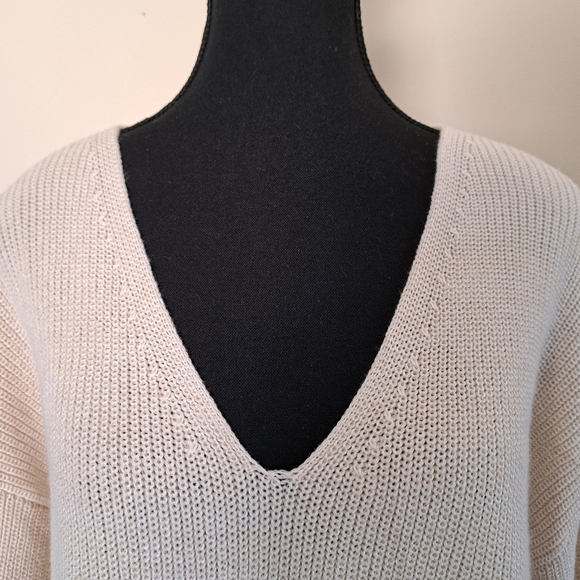 Gentle Fawn V-neck Sweater Size Large Cream Neutral Cozy Knit Ribbed - Picture 5 of 11